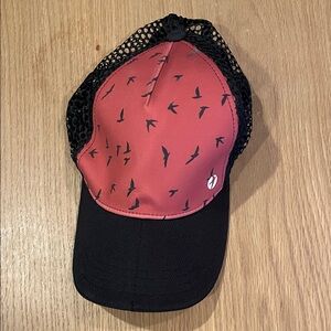 Oiselle runner trucker hat